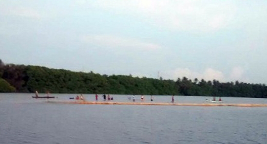 : Teenager  drowns; 2 others rescued